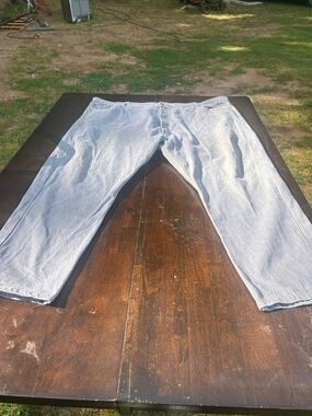 Light Wash Denim Jeans - Casual Straight Leg